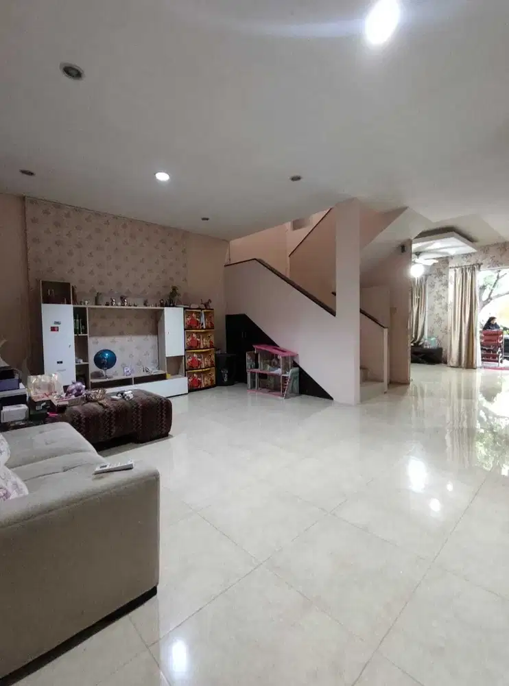 Rumah Dalam Cluster Area Camar Sektor 3 Bintaro