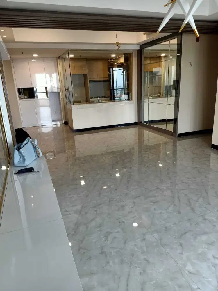 Dijual Murah Cepat Apartment St Moritz di CBD Jakarta Barat