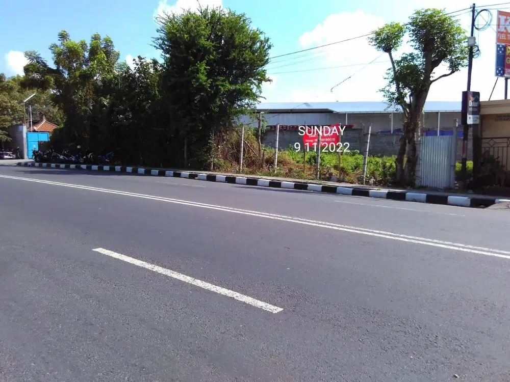 Dijual rumah 2 lantai di Ubung, Denpasar pinggir jln u/usaha dll