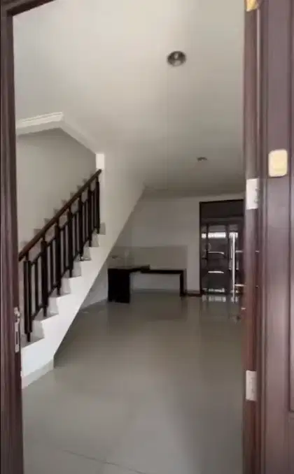 Disewakan Rumah, Cluster East Asia Greenlake By Rumah Chinida (Yt)