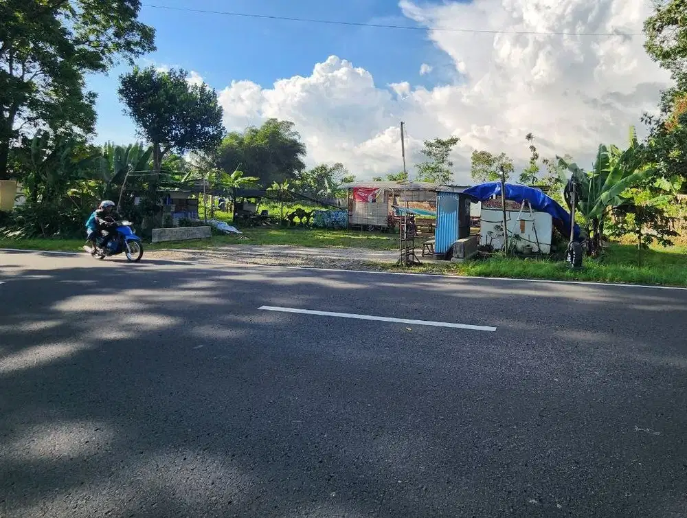 Tanah di Kawasan Wisata Tawangmangu Karangpandan Karanganyar