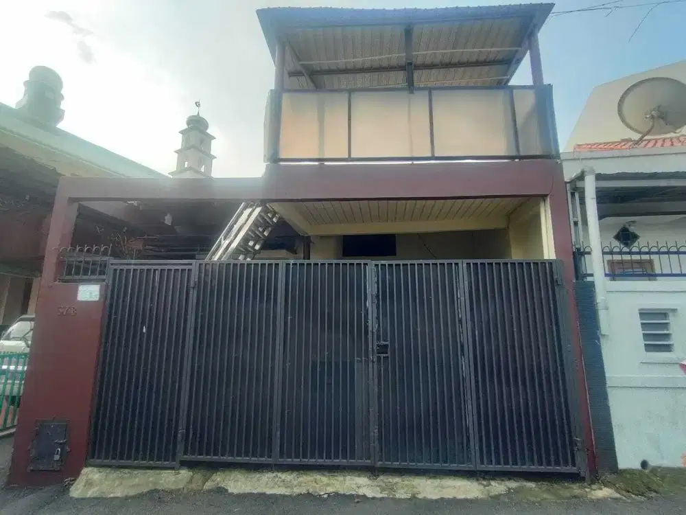 Rumah sewa di Perkampungan kelapa hijau Kebagusan