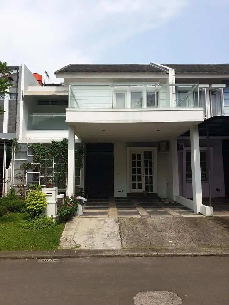 Rumah 2 Lantai Bagus Furnished di Alam Sutera, Tangerang