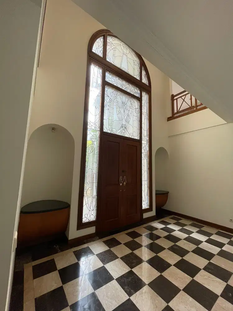 5 Bedroom Private Compound in Lebak Bulus