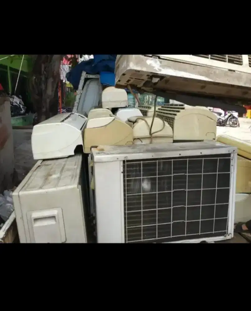 Tampung AC bekas satset