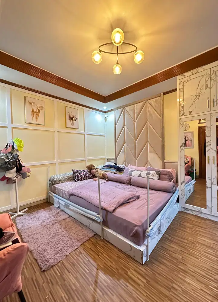 Rumah Siap Huni Dalam Perumahan Mewah di Cibubur Jakarta