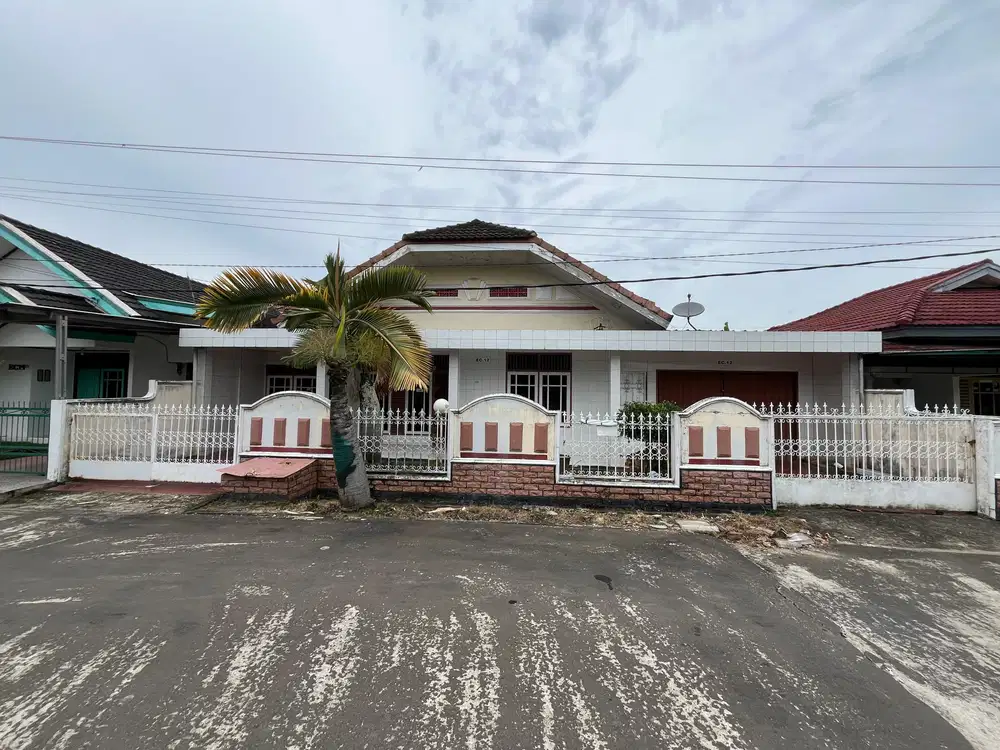 DIJUAL RUMAH LUAS BUKIT SEJAHTERA POLIGON PALEMBANG – Siap Huni