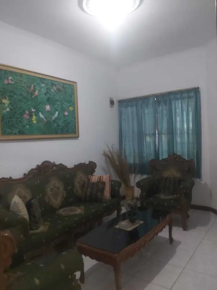 Rumah dijual siap huni di Komplek Taman Melati Pasirimpun Bandung