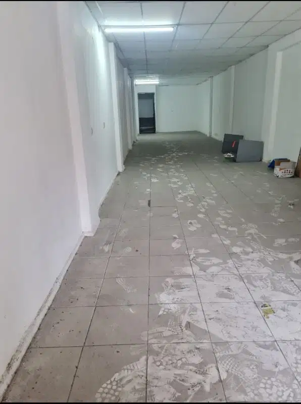 Dijual ruko strategis di samanhudi ,pasar baru