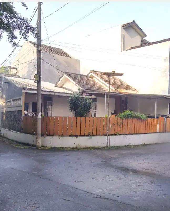 Dijual Rumah Bagus Siap Huni di Cendana Residence Pamulang