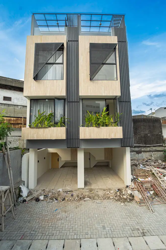 Jual Rumah Minimalis 4 Lantai Abdi GunSa Estate Dekat JIExpo Kemayoran