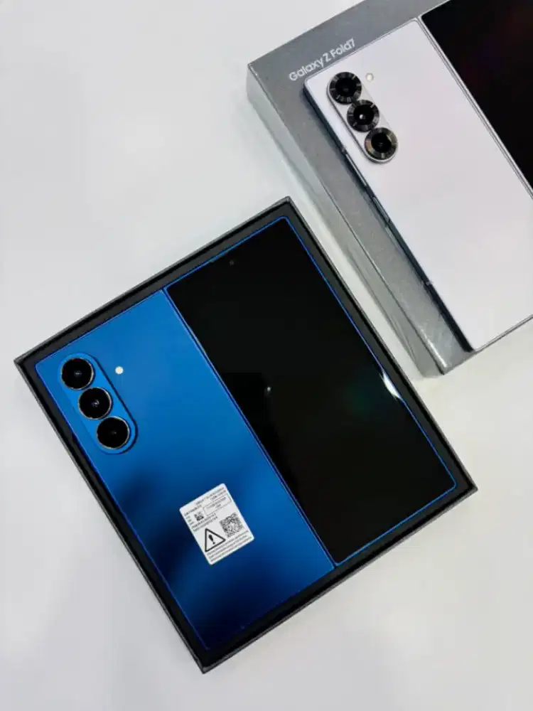 Promo Samsung Z Fold7 12/256GB + Buds Core + Adapter 25W