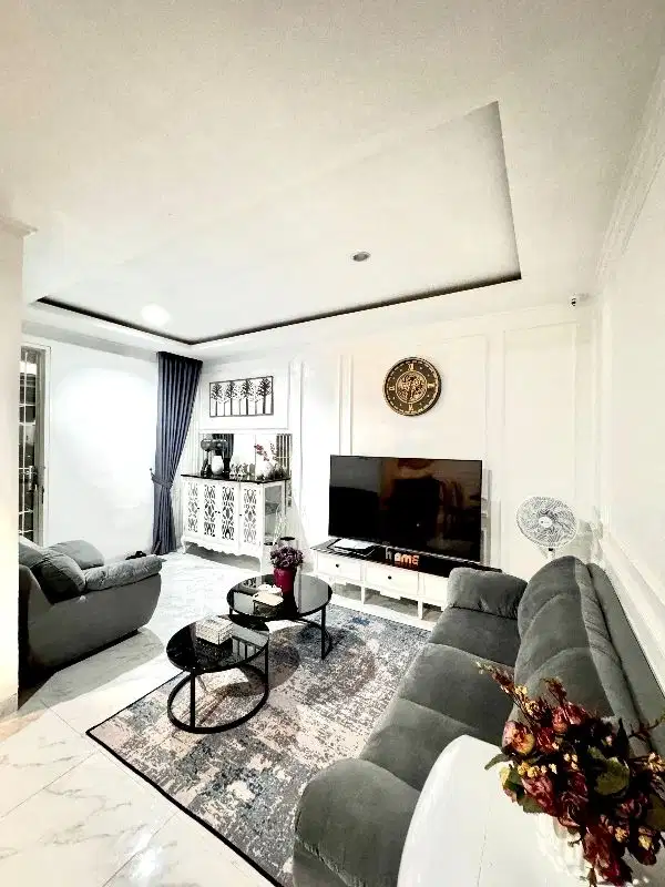 MEWAH TAPI TERJANGKAU JUAL CEPAT DI CITRA GRAN CIBUBUR FULL FURNISHED