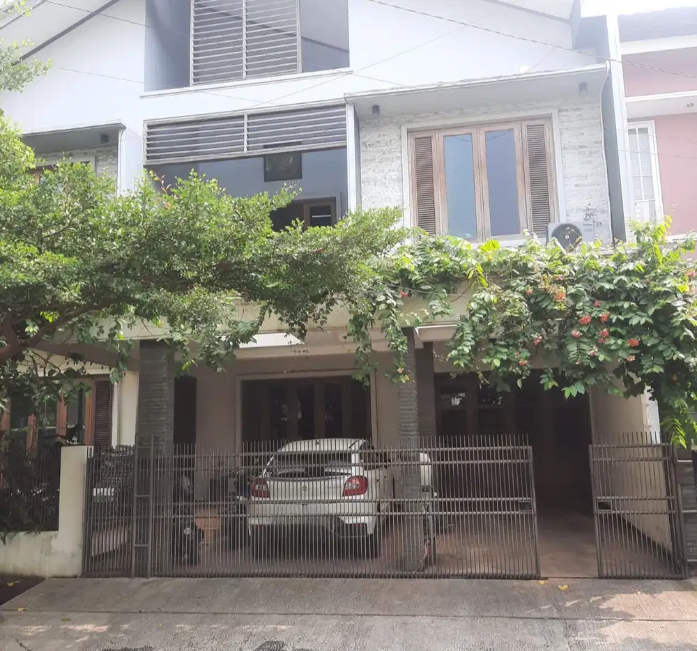 Dijual Rumah Bagus Siap Huni di Bintaro Sektor 9