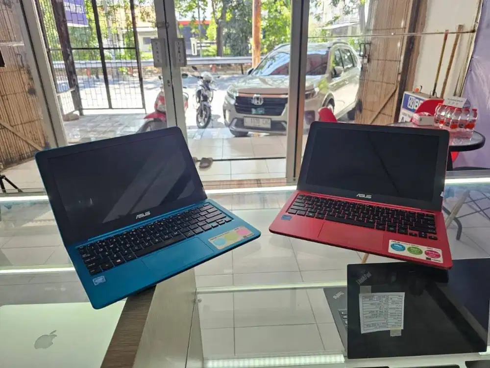 Laptop asus design unik dan elegan cocok untuk sekolah original