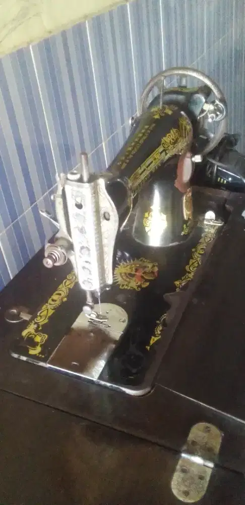 Mesin jahit normal siap pakai