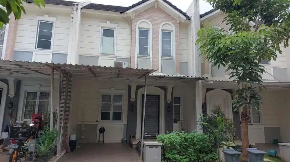 Dijual rumah siap huni di Vanya Park BSD City.