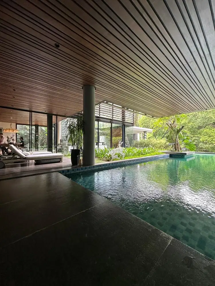 DIJUAL RUMAH MEWAH PRIME AREA SIAP HUNI DI DHAMARWANGSA KEBAYORAN BARU