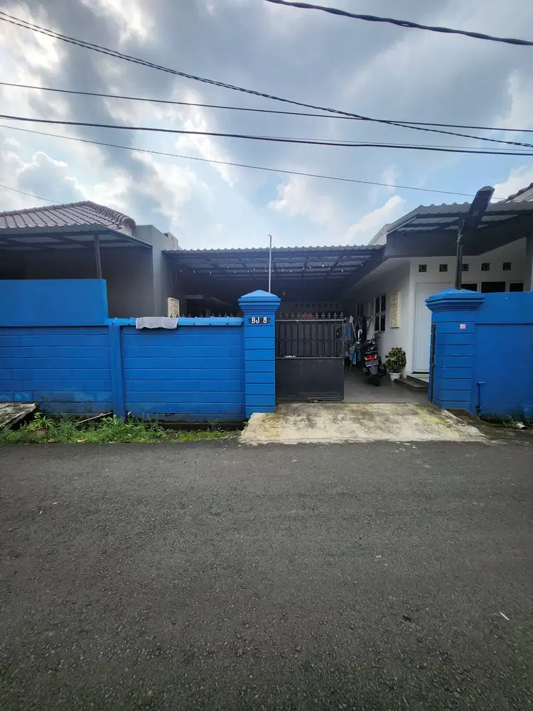 DIJUAL 2 BANGUNAN RUMAH DLM 1 LAHAN SIAP HUNI DI PONDOK PINANG