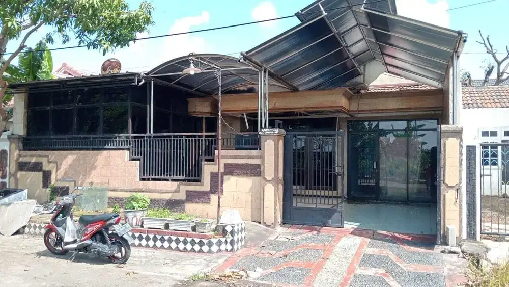 BUTUH CEPAT LAKU Rumah Taman Pondok Jati Geluran Taman Sidoarjo Luas 220 Meter