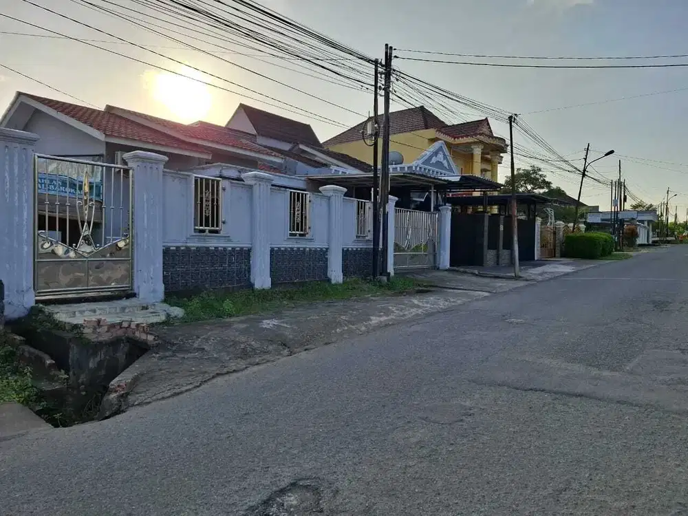 DIJUAL RUMAH JALAN JEPANG GRIYA GARDENA MASKAREBET PALEMBANG
