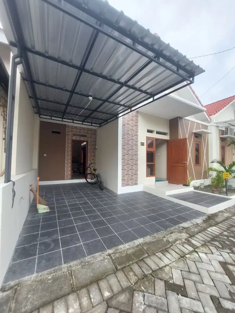 Rumah murah di solo baru area lokasi strategis