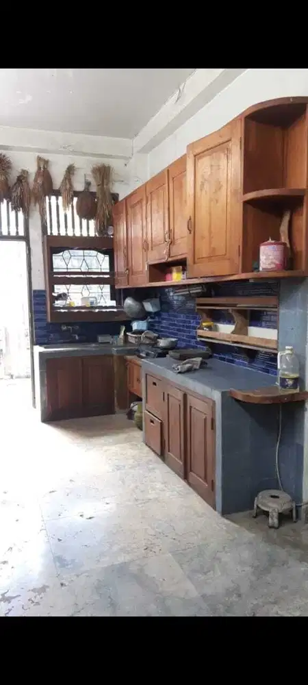 Dijual Tanah Bonus Rumah Strategis di Tuban – Badung, Bali