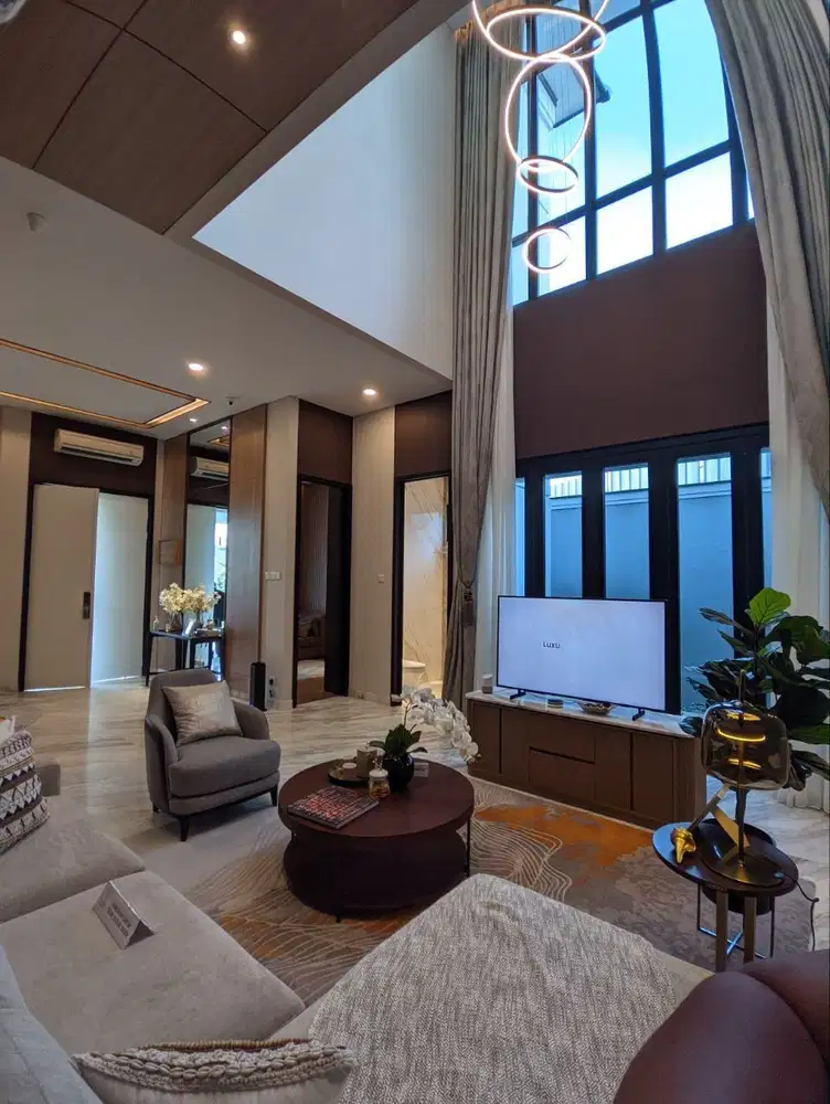 Rumah Mewah 2 Lantai Lokasi Strategis Dekat Summarecon Mall Serpong