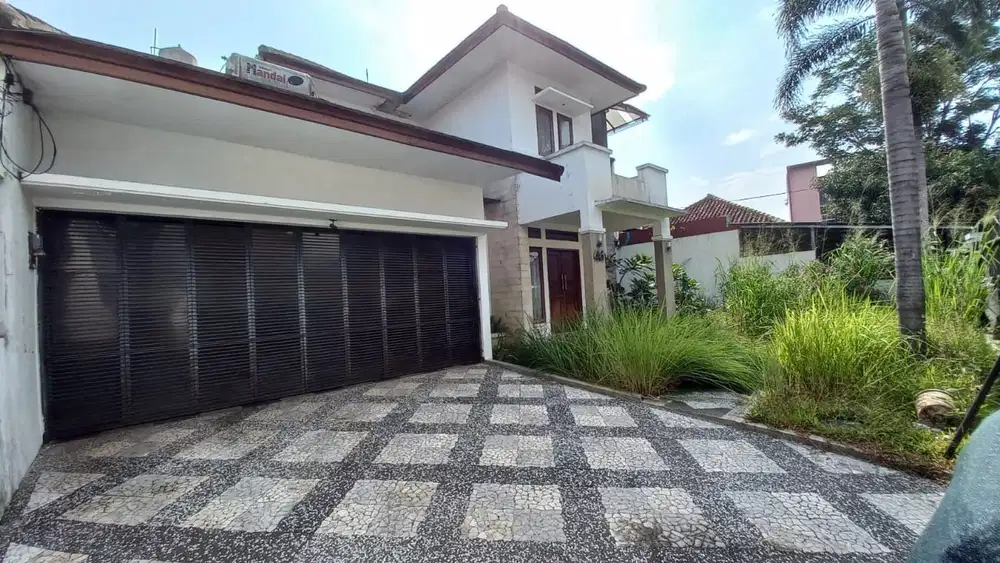 Dijual Cepat Rumah Besar Super Murah di di Sirnagalih Bandung.