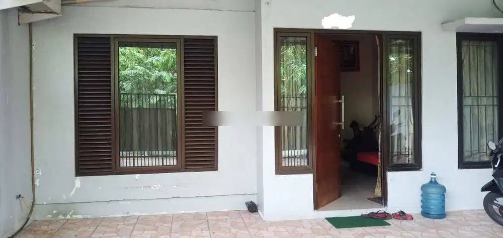 Rumah di simprug poris cipondoh