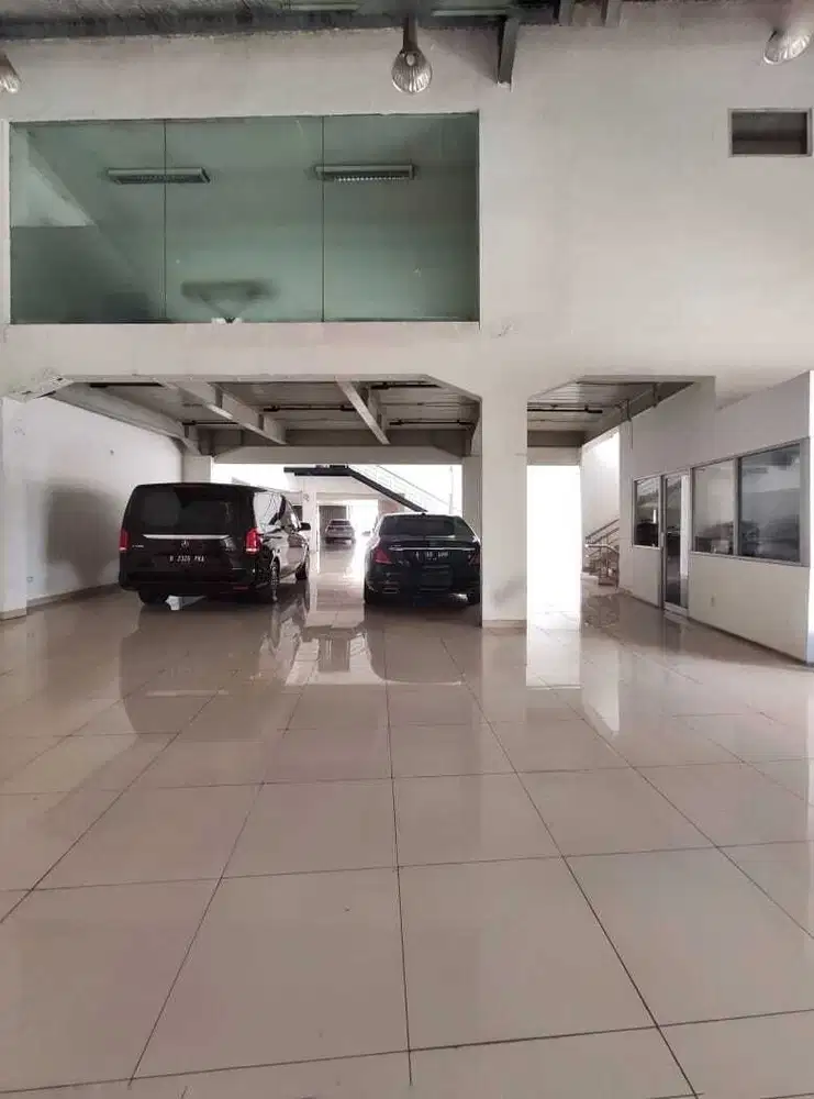 Gedung Perkantoran 3,5 lantai Fatmawati Jakarta Selatan