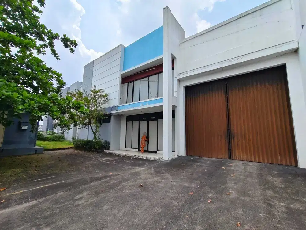 Disewakan Gudang Jababeka dekat jurong Luas 2070m²