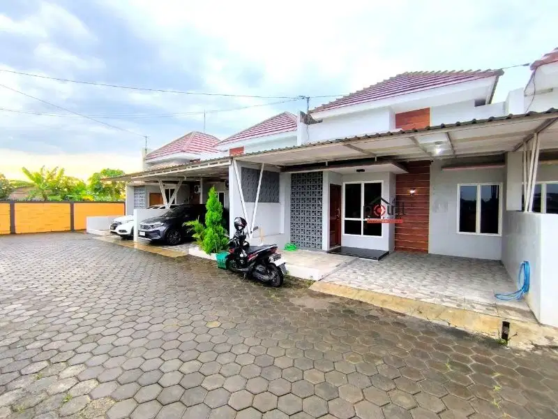 rumah cantik di perumahan cluster dekat sektor 9