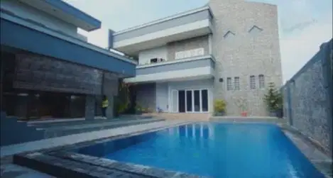 Rumah mewah pinggir jalan raya bonus pabrik busa di wonosari