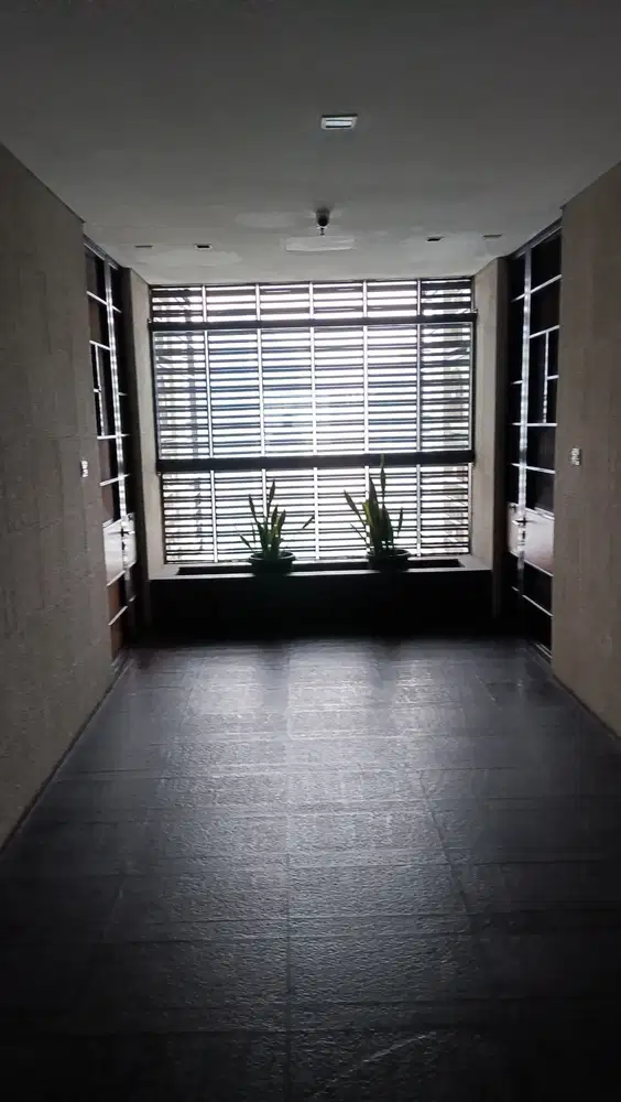 Apartemen Verde 1 Setiabudi with 3 bedrooms, unfurnished