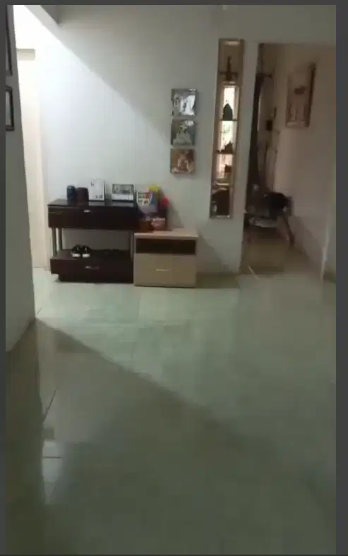 Rumah Hoek Bagus Luas Tanah 177m² Taman Royal Cluster Kertanegara