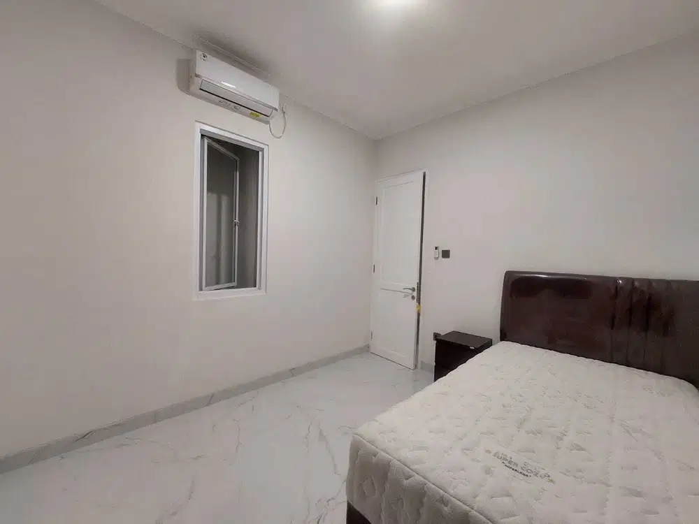 DIJUAL/DISEWAKAN RUMAH CANTIK BARU BSD DELATINOS TANGERANG SELATAN