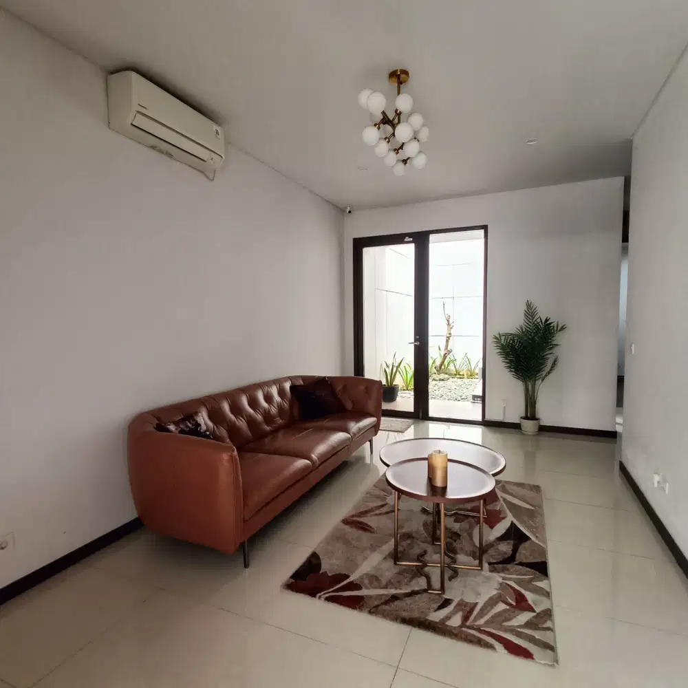 rumah mewah 3 lantai, cluster kimora - the zora di bsd. tidak ada PR..