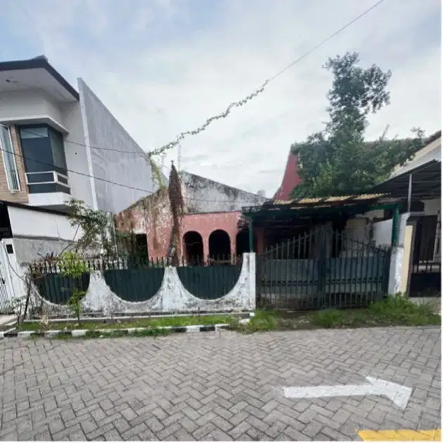 Rumah Darmo Permai Selatan