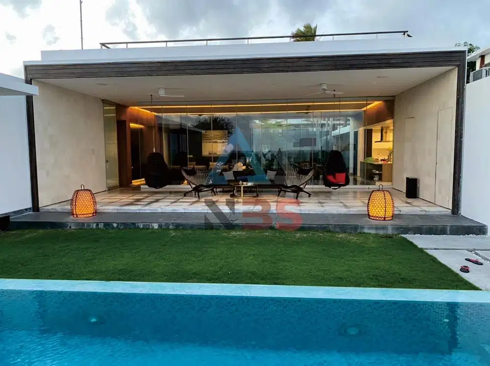 Di jual Luxury Villa komersial full view ocean UNBLOK di Pandawa