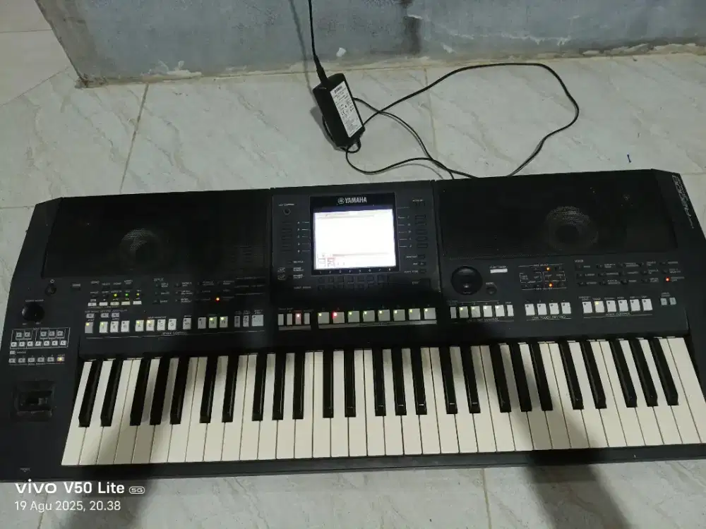 YAMAHA A 2000 ISTIMEWA