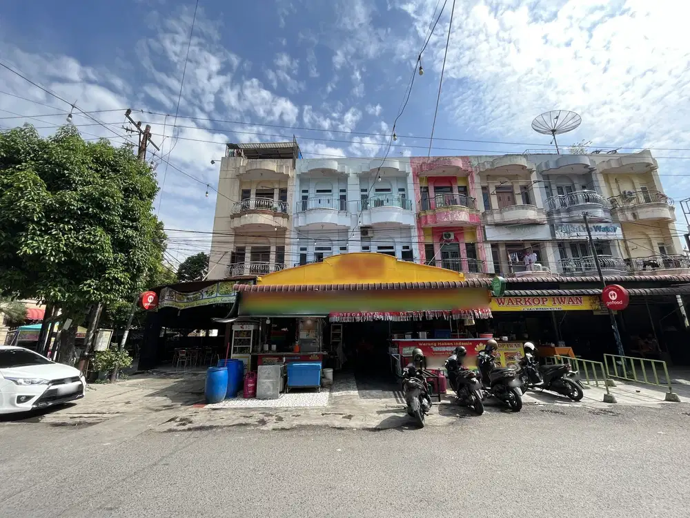 Ruko di Jalan Haji Misbah ( Dekat Multatuli Indah )
