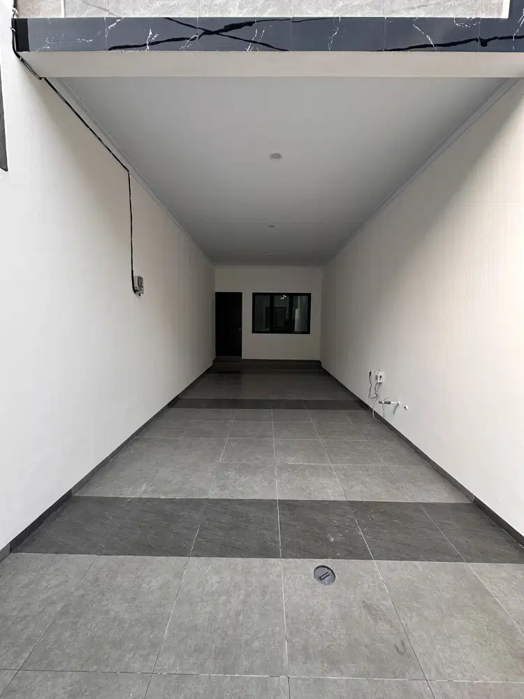 Rumah Brand New Bebas Banjir di Jakarta Barat