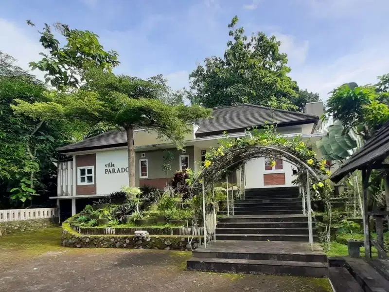 Dijual Villa di jl kaliurang km 17an ,Sleman (aktif ) dkt Wisata dll