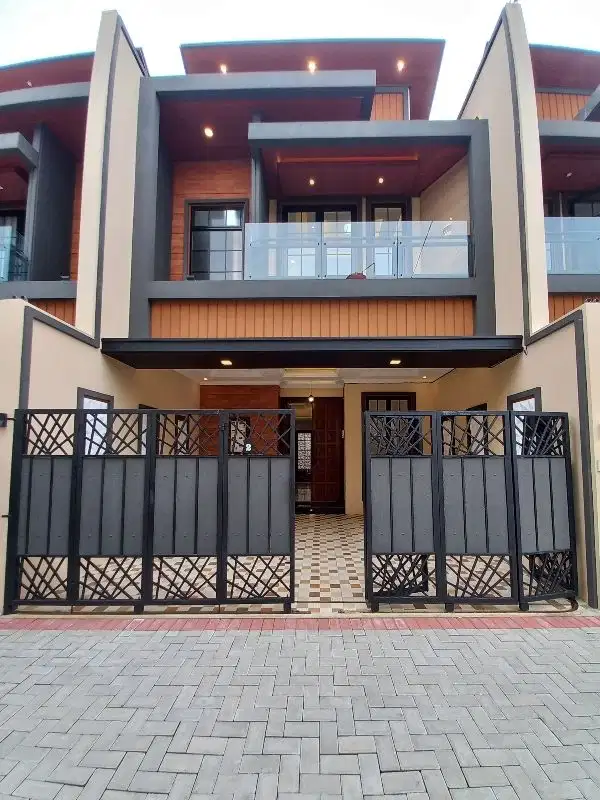 HUNIAN MEWAH FULL BATA MERAH 200 METER KE PINTU TOL KUKUSAN & KAMPUS UI