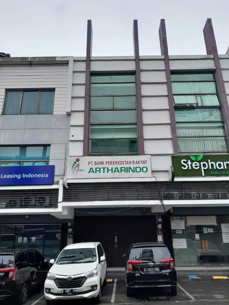 Sewa Ruko Tangerang Tangcity Mall klinik kecantikan beauty barbershop