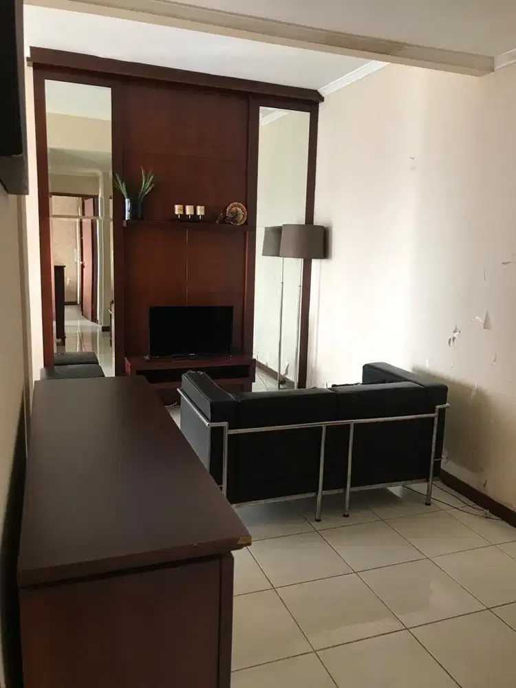 Jual Cepat  Apartemen 2 Kamar di Sudirman Park, Harga Terbaik