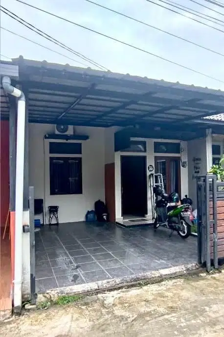 OVER KREDIT MURAH RUMAH DEKAT STASIUN DEPOK HARGA NEGO LOKASI STRATEGI