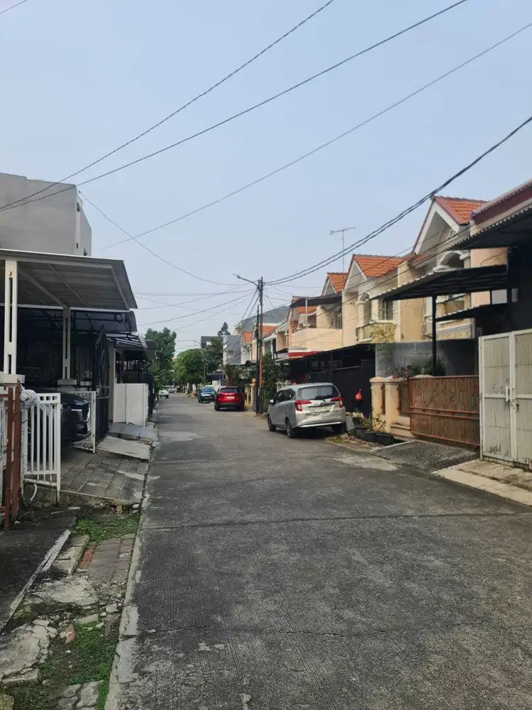 Rumah 5 menit ke LRT di Gading Arcadia Pegangsaan dua jakarta-utara