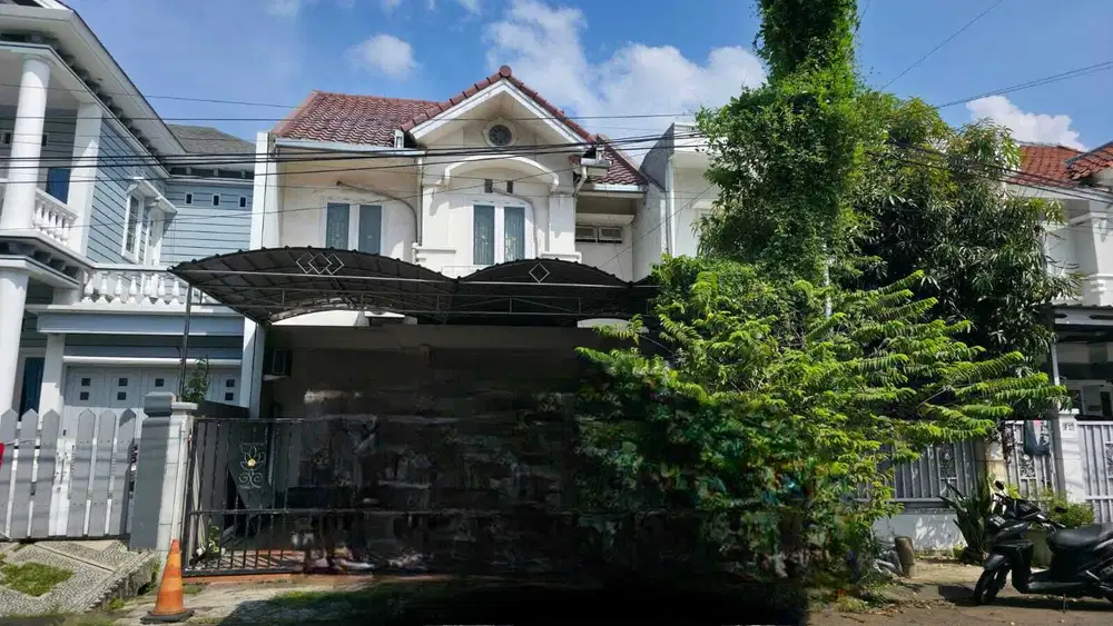 Rumah Semi Furnished 2 lantai di Harapan Indah Regency Bekasi
